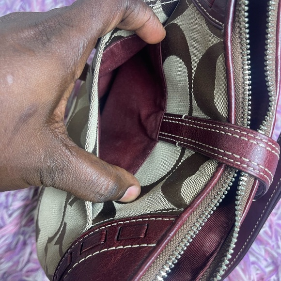 Coach Signature Shoulder Bag - Picture 7 of 8